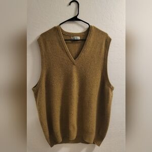 Brora Tan Sleeveless V Neck West L XL 46"  100% Pure Cashmere Made in Scotland